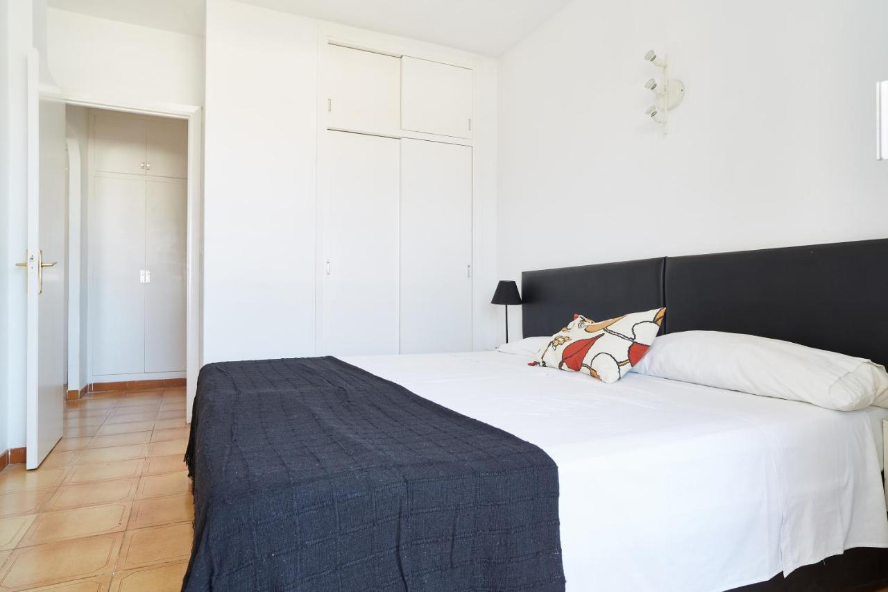 Apartamentos San Antonio Beach Kültér fotó