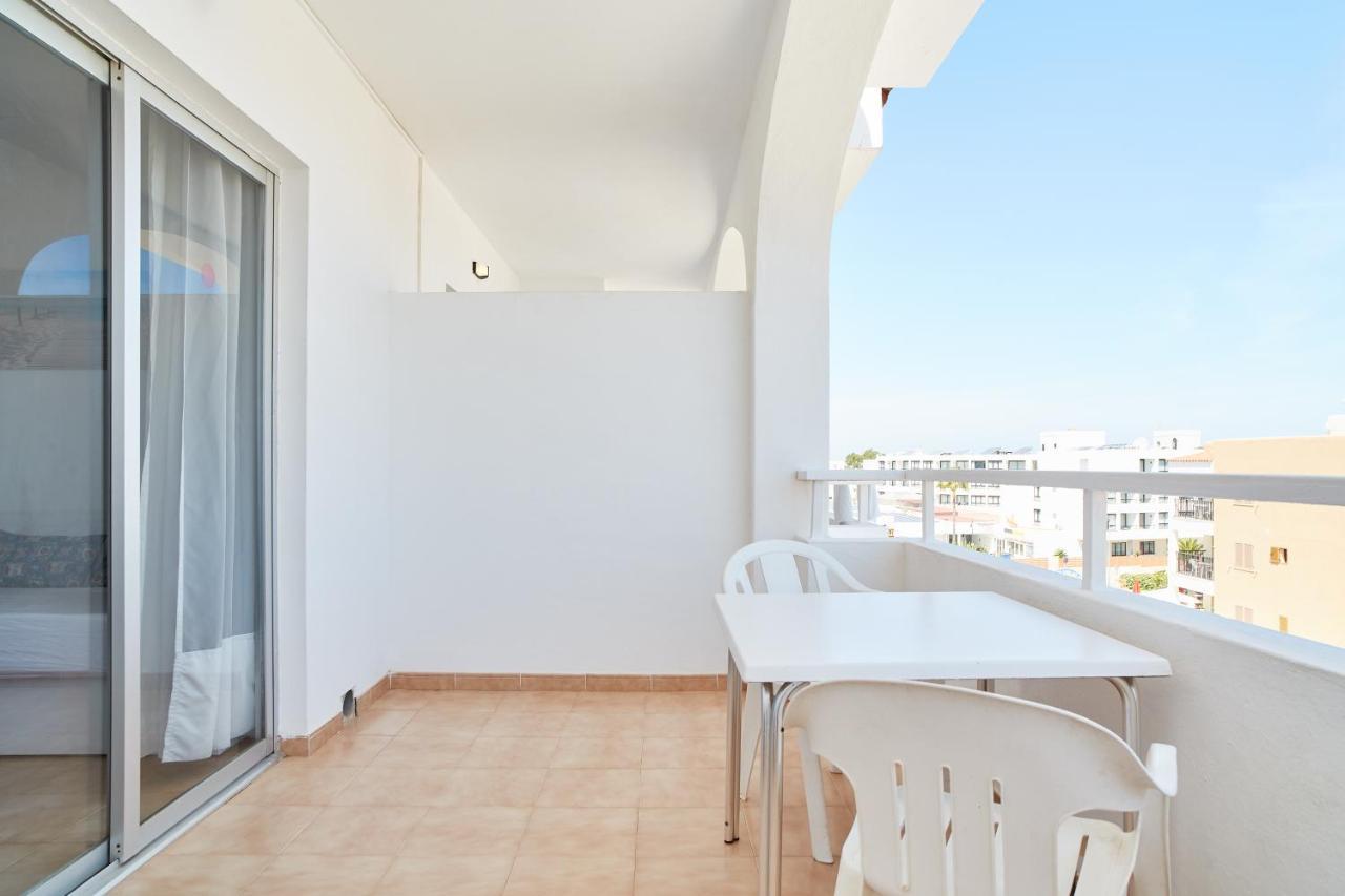 Apartamentos San Antonio Beach Kültér fotó