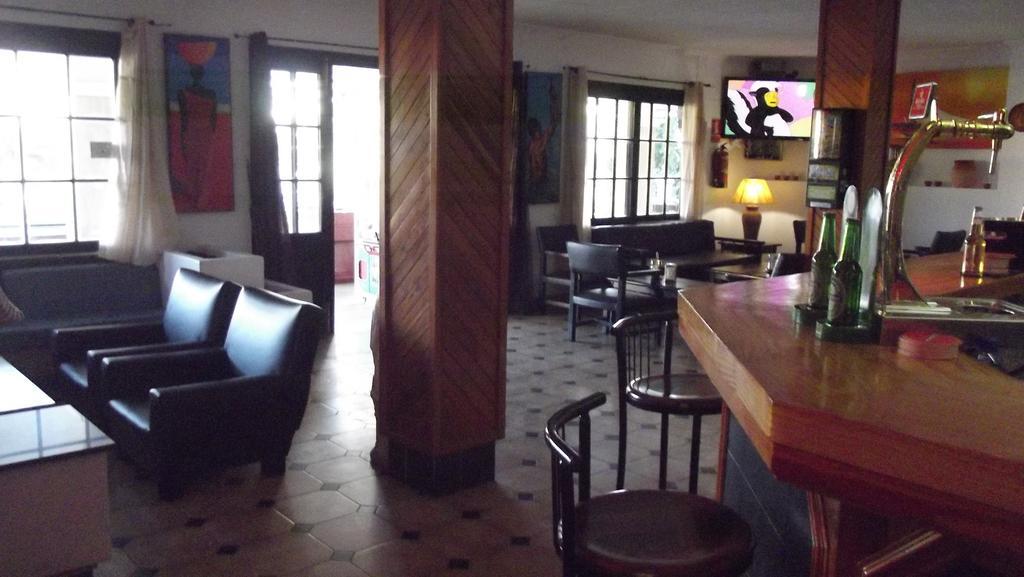 Apartamentos San Antonio Beach Kültér fotó