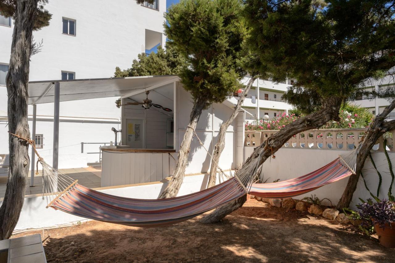 Apartamentos San Antonio Beach Kültér fotó