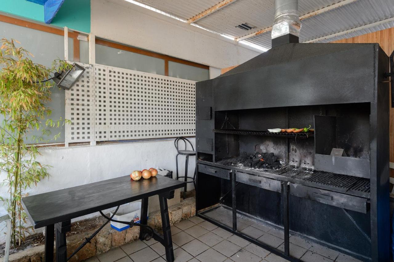 Apartamentos San Antonio Beach Kültér fotó