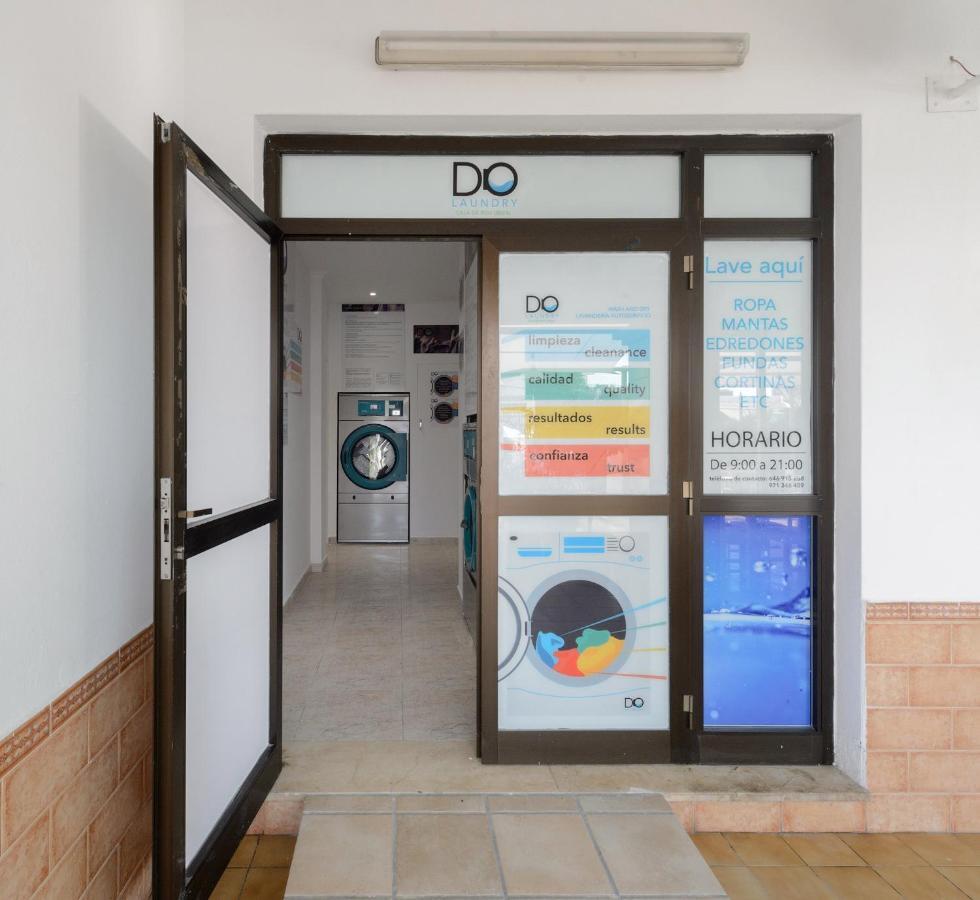 Apartamentos San Antonio Beach Kültér fotó